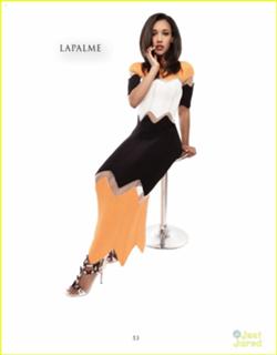 Candice Patton feet photo thumbnail