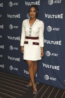 Candice Patton feet photo thumbnail