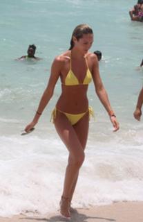 Candice Swanepoel feet photo thumbnail
