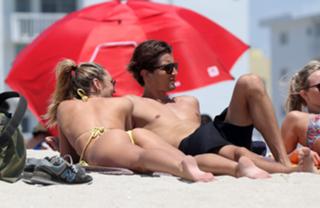 Candice Swanepoel feet photo thumbnail