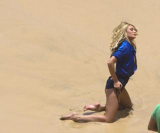 Candice Swanepoel feet photo thumbnail