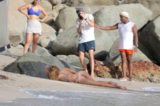 Candice Swanepoel feet photo thumbnail