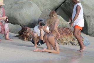 Candice Swanepoel feet photo thumbnail