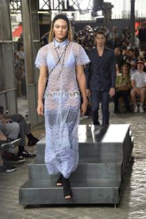 Candice Swanepoel feet photo thumbnail