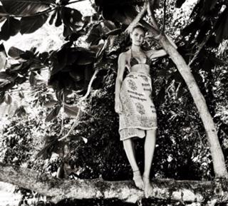 Candice Swanepoel feet photo thumbnail