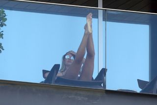 Candice Swanepoel feet photo thumbnail