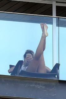 Candice Swanepoel feet photo thumbnail