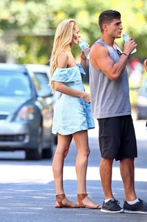 Candice Swanepoel feet photo thumbnail