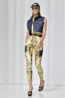 Candice Swanepoel feet photo thumbnail