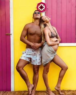 Candice Swanepoel feet photo thumbnail