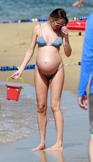 Candice Swanepoel feet photo thumbnail