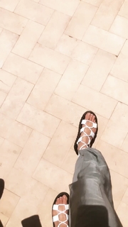 Candice Swanepoel feet photo thumbnail