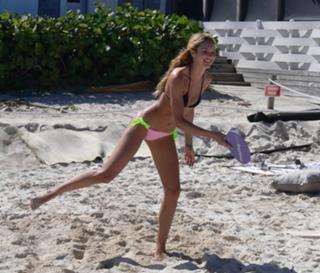 Candice Swanepoel feet photo thumbnail