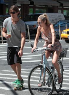 Candice Swanepoel feet photo thumbnail