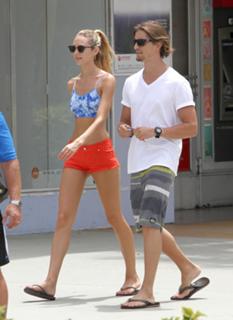 Candice Swanepoel feet photo thumbnail