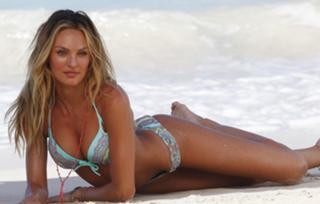 Candice Swanepoel feet photo thumbnail