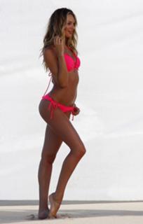 Candice Swanepoel feet photo thumbnail