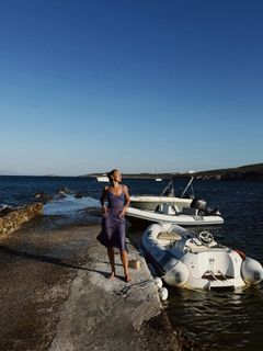 Candice Swanepoel feet photo thumbnail