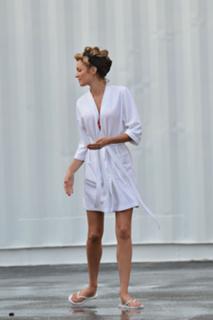 Candice Swanepoel feet photo thumbnail