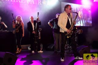 Candy Dulfer feet photo 19