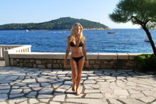 Caprice Bourret feet photo 4