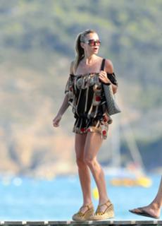 Caprice Bourret feet photo 7
