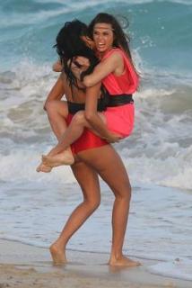 Capucine Anav feet photo thumbnail