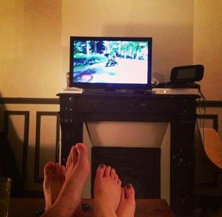 Capucine Anav feet photo thumbnail