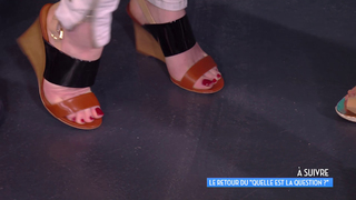 Capucine Anav feet photo thumbnail