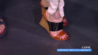 Capucine Anav feet photo thumbnail