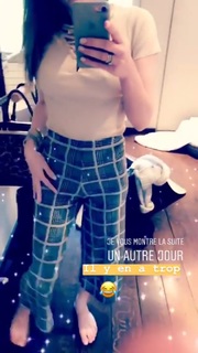 Capucine Anav feet photo thumbnail