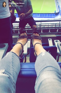 Capucine Anav feet photo thumbnail