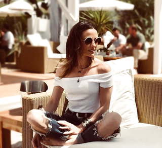 Capucine Anav feet photo thumbnail