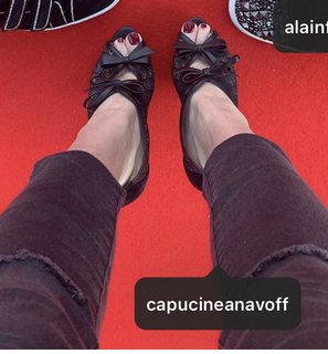 Capucine Anav feet photo thumbnail