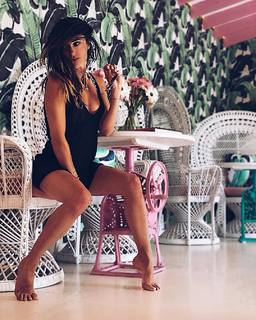 Capucine Anav feet photo thumbnail