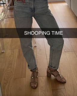 Capucine Anav feet photo thumbnail