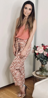 Capucine Anav feet photo thumbnail