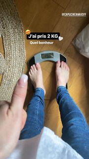 Capucine Anav feet photo thumbnail