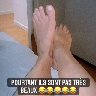 Capucine Anav feet photo thumbnail