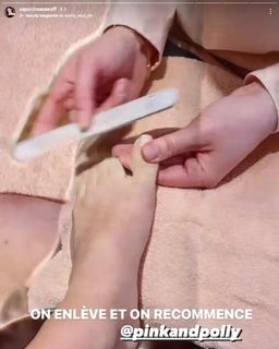 Capucine Anav feet photo thumbnail