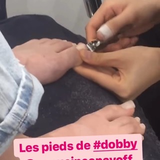 Capucine Anav feet photo thumbnail