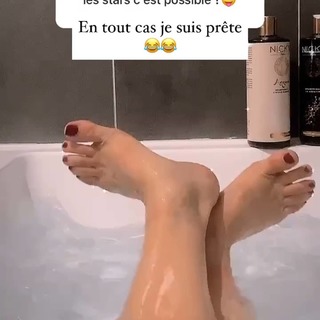 Capucine Anav feet photo thumbnail