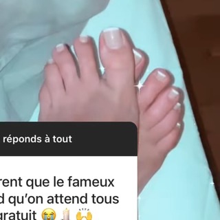 Capucine Anav feet photo thumbnail