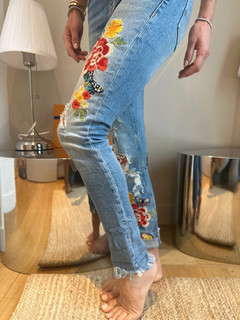 Capucine Anav feet photo thumbnail