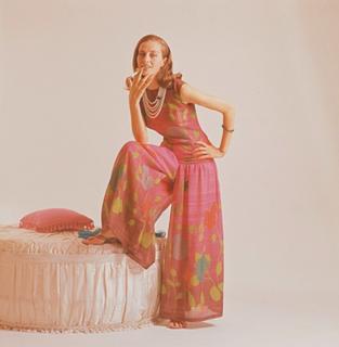 Capucine feet photo 11