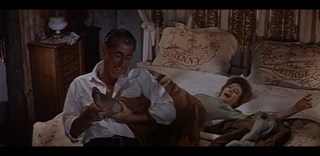Capucine feet photo 3