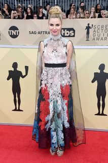 Cara Buono feet photo thumbnail