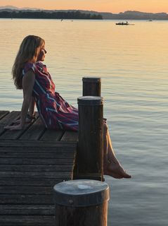 Cara Buono feet photo thumbnail