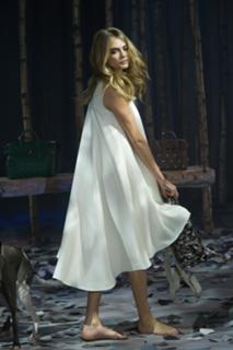 Cara Delevingne feet photo thumbnail