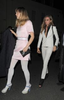 Cara Delevingne feet photo thumbnail
